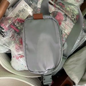 Latched mama belt bag